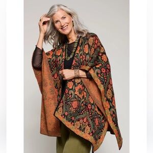 Mirabelle Poncho Alpaca Designed by Tey-Art